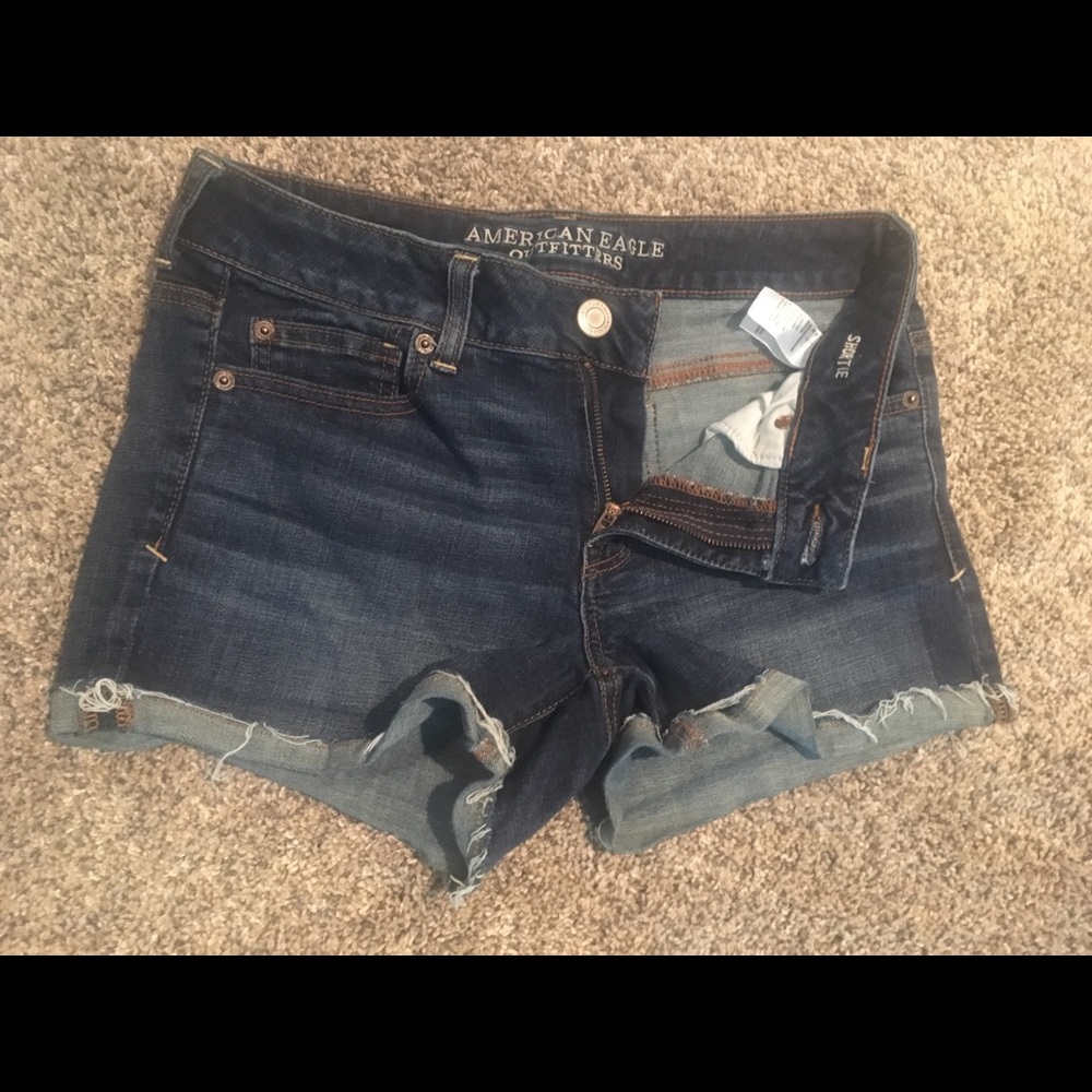 AE shorts